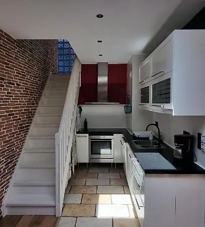 Chambre D'hotes Sde, Wc Prive Climatise Dans Loft 80m2 Espace Commun Avec Les Habitants Salon Et Cuisine *